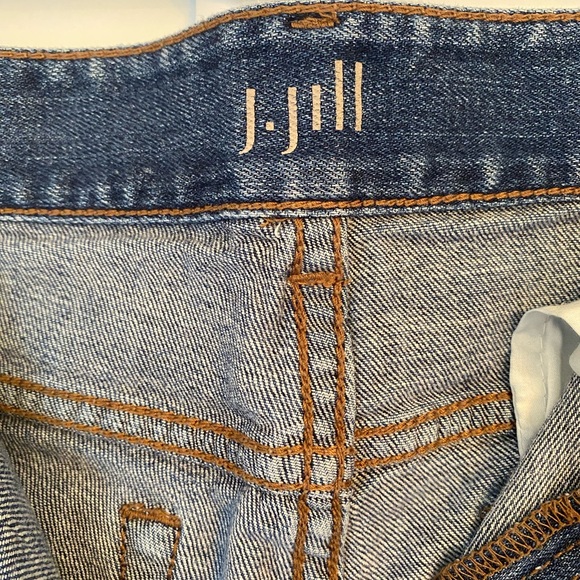 J. JILL “authentic fit/ boot cut” size 6. - Picture 6 of 10